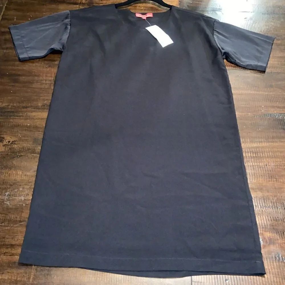 Elaine Tucker Satin Sleeve T shirt Dress Small Classic black